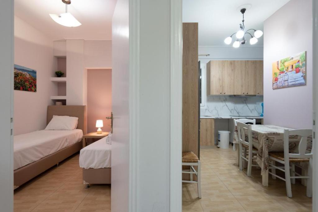 Apartmán Metaxourgio 2Nd Floor Atény Exteriér fotografie